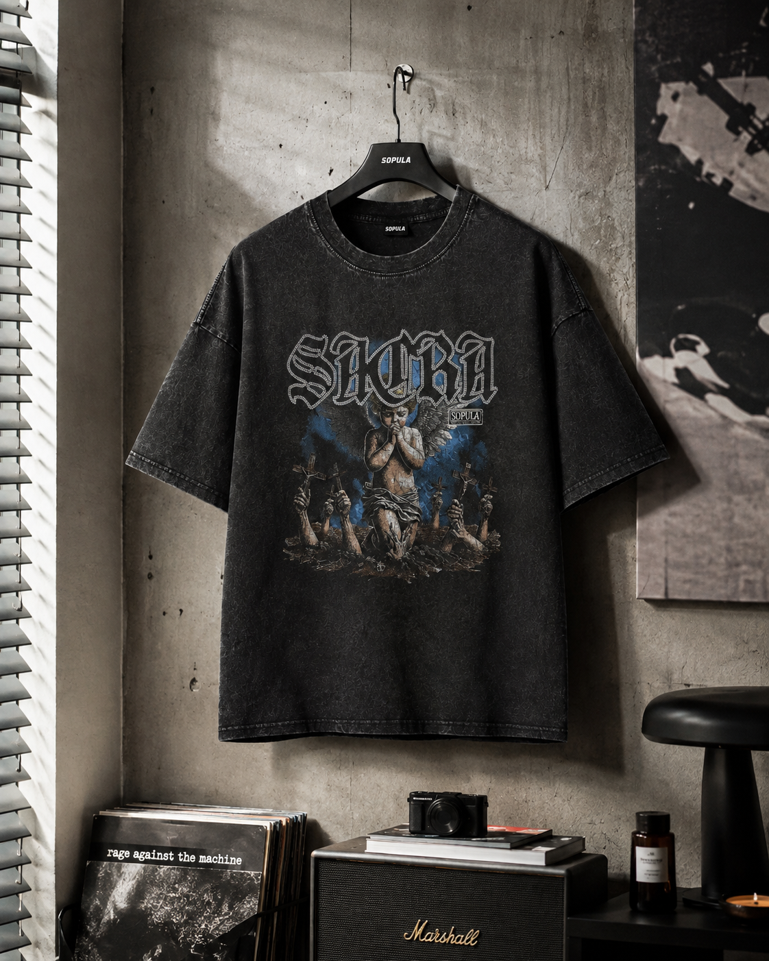 American-style vintage "dirty-wash" Angel-print T-shirt—a versatile, distressed, and faded unisex short-sleeve tee; a perfect choice for summer.