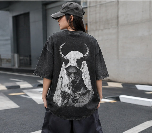 Heavyweight Washed Cotton Vintage Short-Sleeve Tee – High-Street Style Top Featuring a Dark Demon Nun Graphic