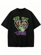 Washed-finish pure cotton short-sleeve T-shirt featuring a spooky "Beetlejuice" cartoon print; American vintage-style, loose, oversized, trendy Halloween tee.