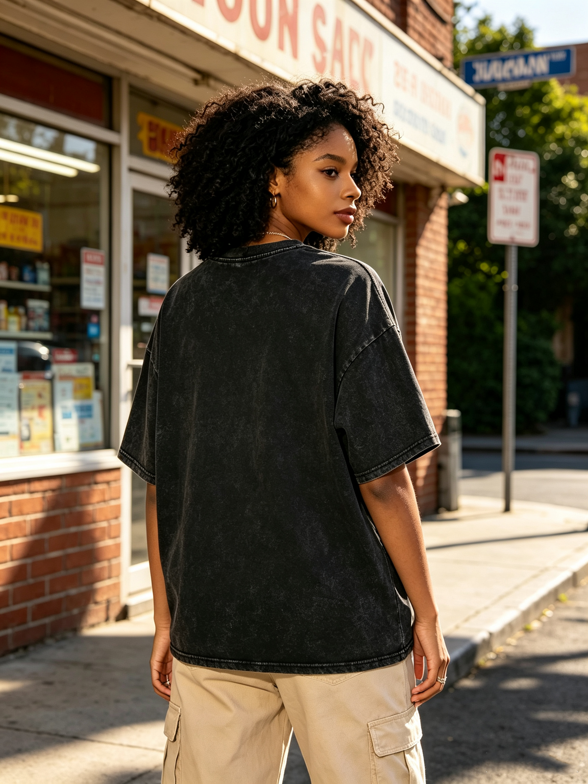 Women's Dark Vintage Stone-Washed Short-Sleeve T-Shirt – High-Street Drop-Shoulder Casual Tee with Circus Clown Graphic Print
