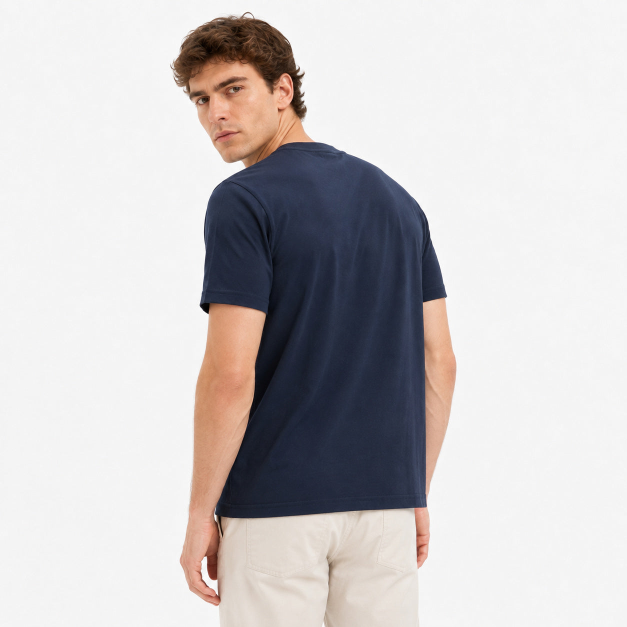 Men's Navy Pure Cotton Crew-Neck Short-Sleeve T-Shirt — A durable, timeless staple.