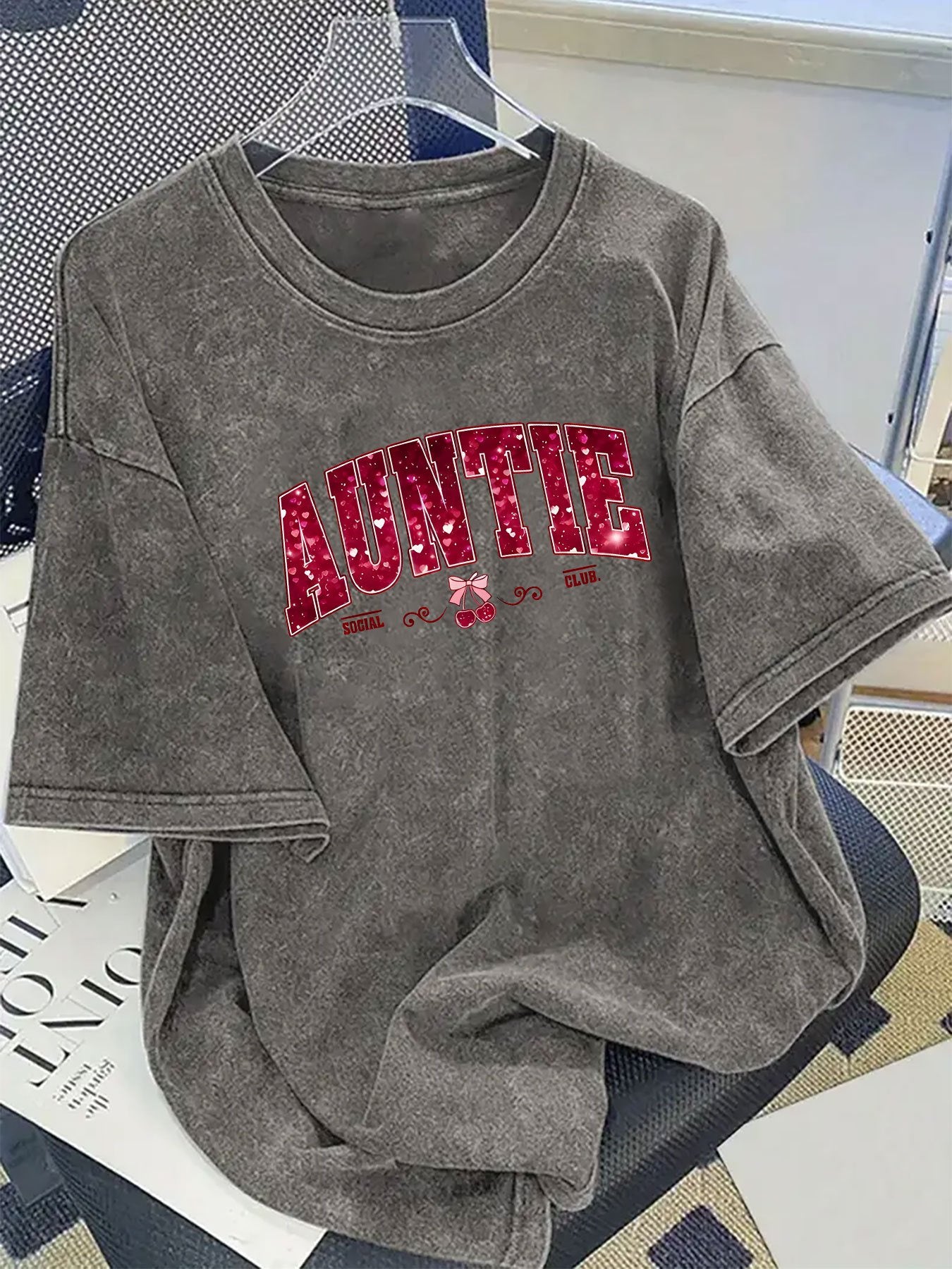 Women's Vintage Washed Distressed Pattern Letter Print, Casual Nostalgic Style Suitable for All Seasons 230g, Perfect for Easter, Halloween, Thanksgiving, etc, Festival Clothing, Everyday Tee, Distressed Look, Vintage Style, Soft Material1:1