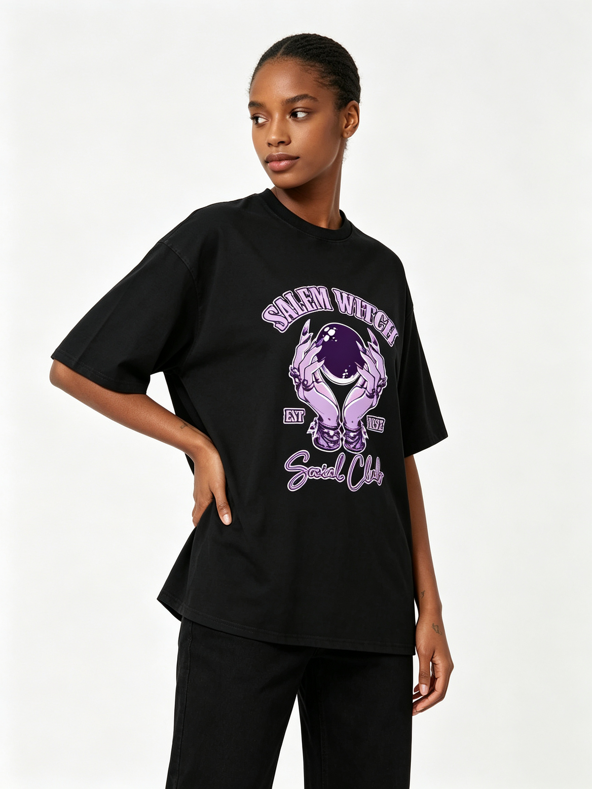Women's Oversized Heavyweight Cotton T-Shirt – Vintage-Washed "Salem Witch" Crystal Ball Graphic (American Style / Halloween Theme)