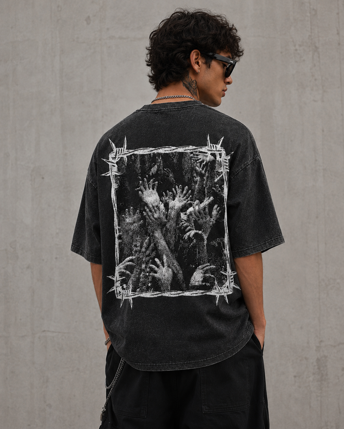 Unisex Washed/Distressed Short-Sleeve T-Shirt with "Zombie Hand & Thorns" Print – Dark High-Street Vintage Style