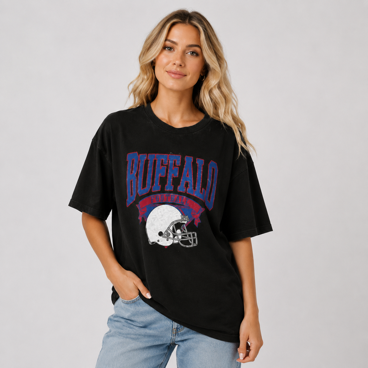 Buffalo Football Vintage Helmet Washed Cotton T-Shirt – Women's Oversized American Sporty Style Short Sleeve