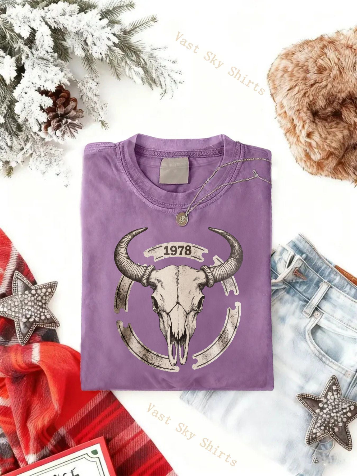 Y2K Retro Style Round Neck T-Shirt | Washed Style, Bull Skull 1978 Print, Casual Party, Key Pattern, Faith Scene, Family Gathering, Church Activities, Holiday Gift | Perfect for Adults, All-season, Regular Fit