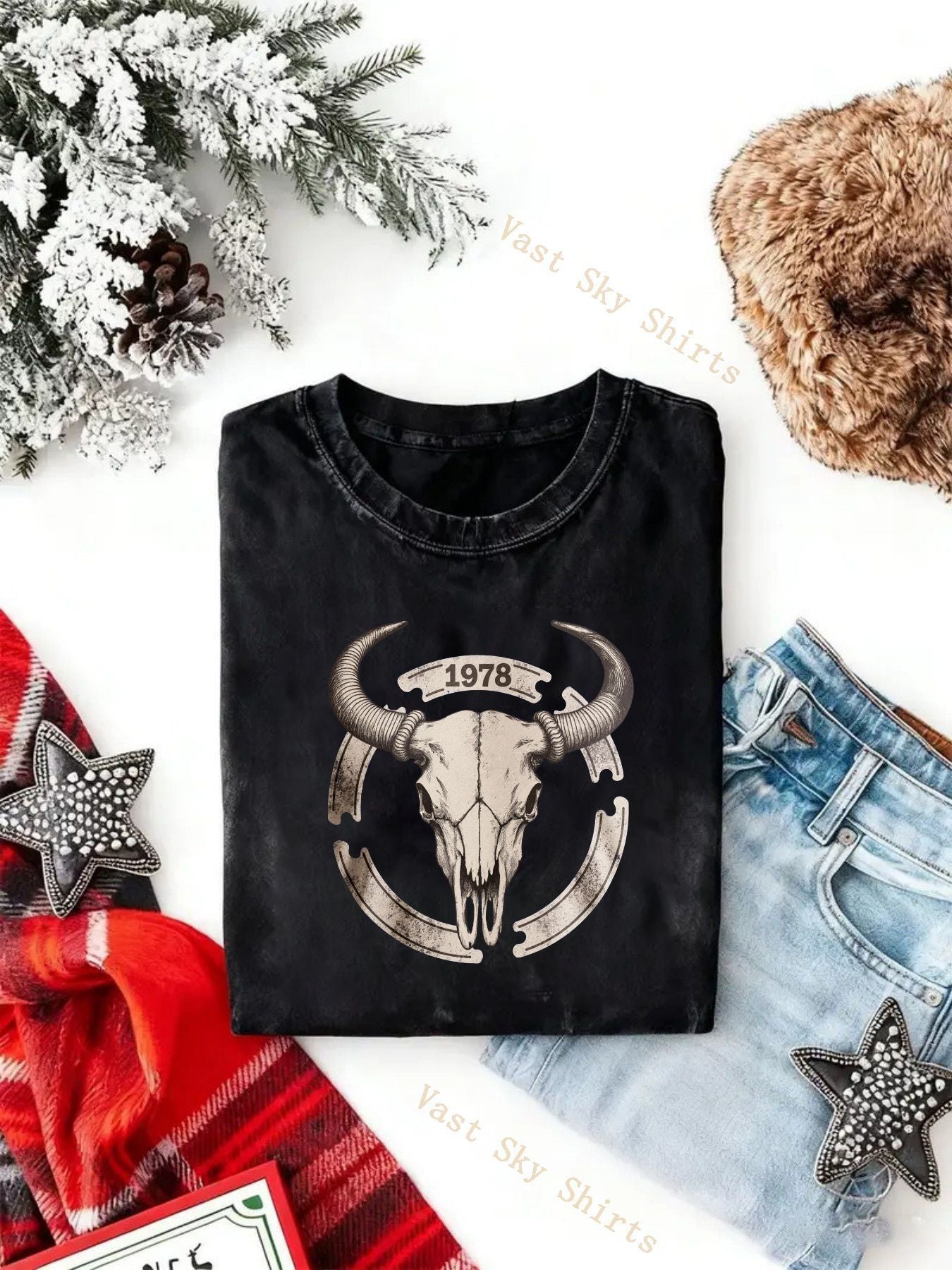 Y2K Retro Style Round Neck T-Shirt | Washed Style, Bull Skull 1978 Print, Casual Party, Key Pattern, Faith Scene, Family Gathering, Church Activities, Holiday Gift | Perfect for Adults, All-season, Regular Fit