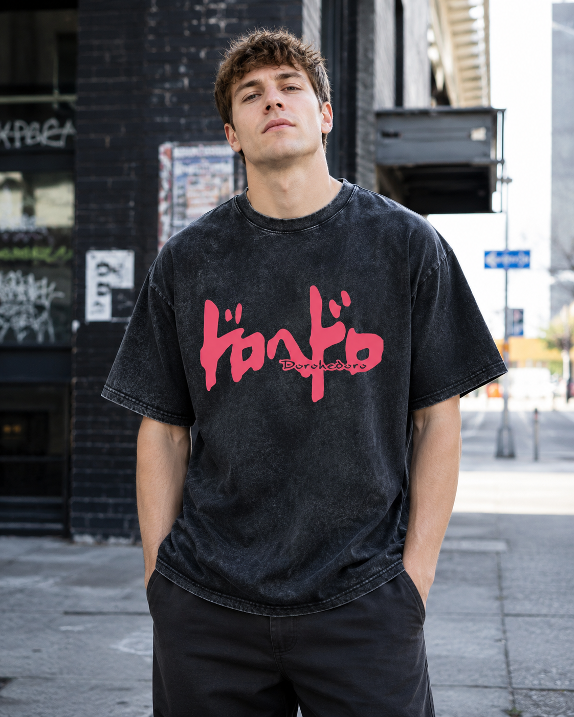 American-style acid-washed distressed alien-themed Shanghai print short-sleeved T-shirt, heavy-duty wash, oversized, dark anime style, unisex retro T-shirt.
