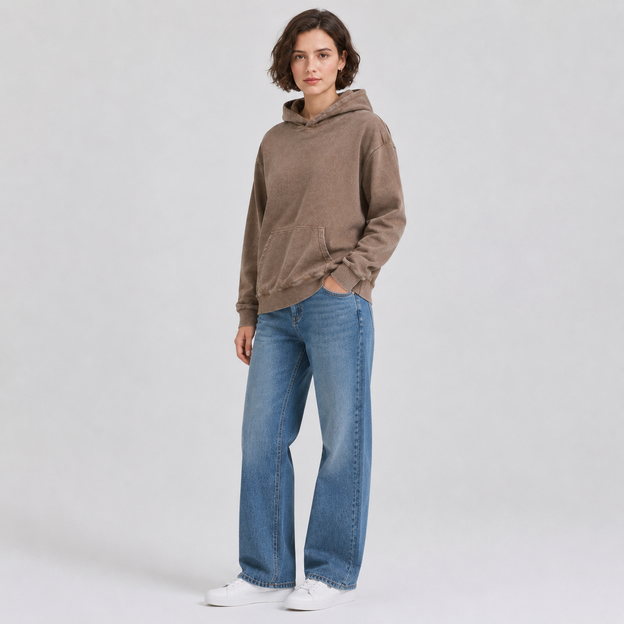 Vintage-wash distressed hooded sweatshirt—a versatile, relaxed-fit casual jacket with a laid-back, dropped-shoulder style.