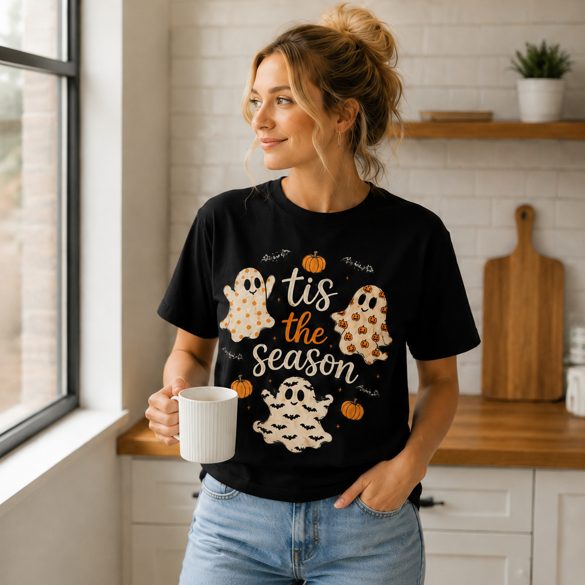 Halloween "Tis the Season" Cute Ghost & Pumpkin Print T-Shirt – 100% Cotton, American Vintage Loose-Fit Short Sleeve