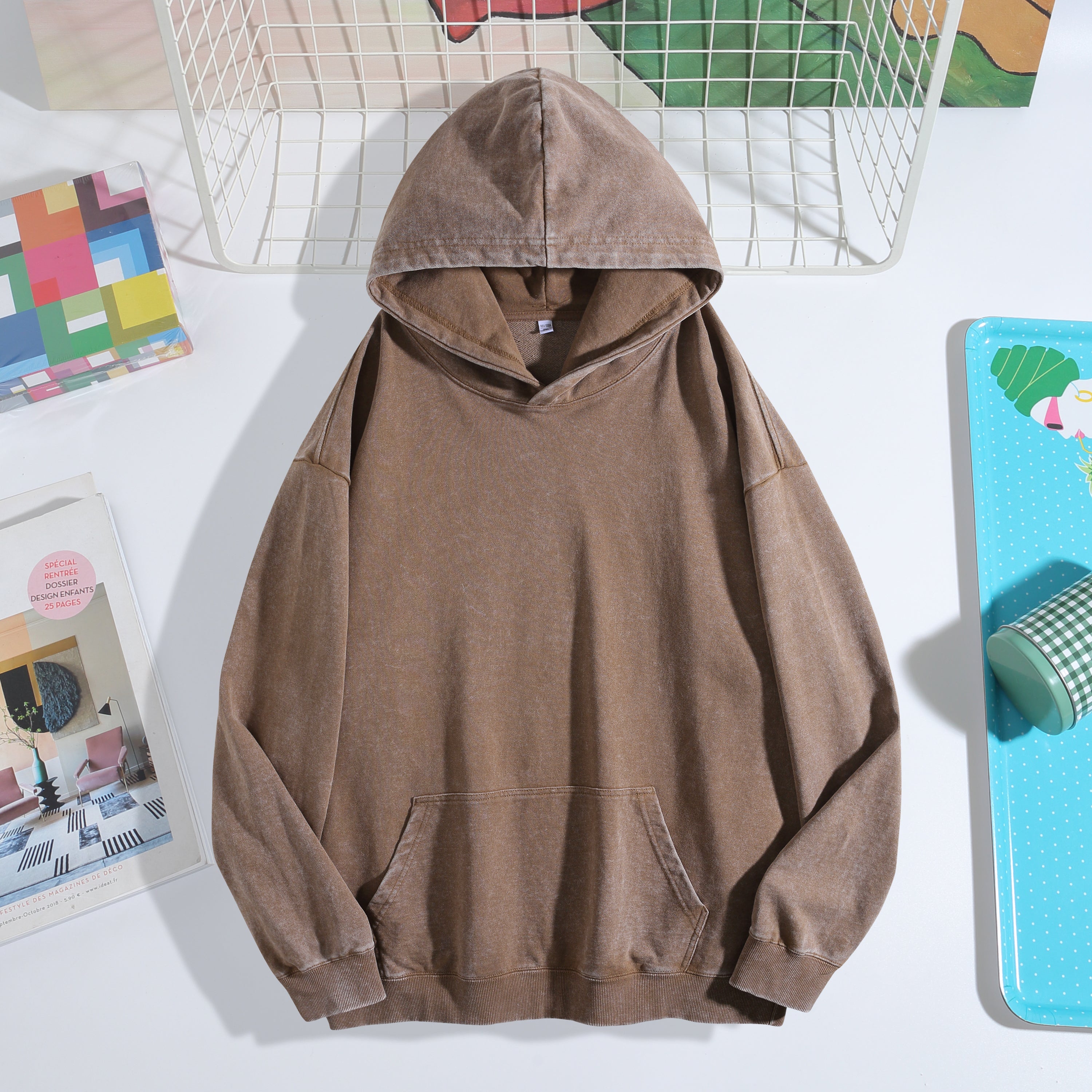 Vintage-wash distressed hooded sweatshirt—a versatile, relaxed-fit casual jacket with a laid-back, dropped-shoulder style.