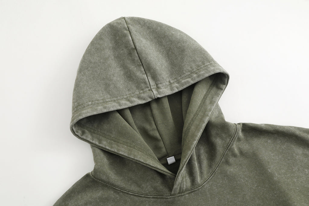 Vintage-wash distressed hooded sweatshirt—a versatile, relaxed-fit casual jacket with a laid-back, dropped-shoulder style.
