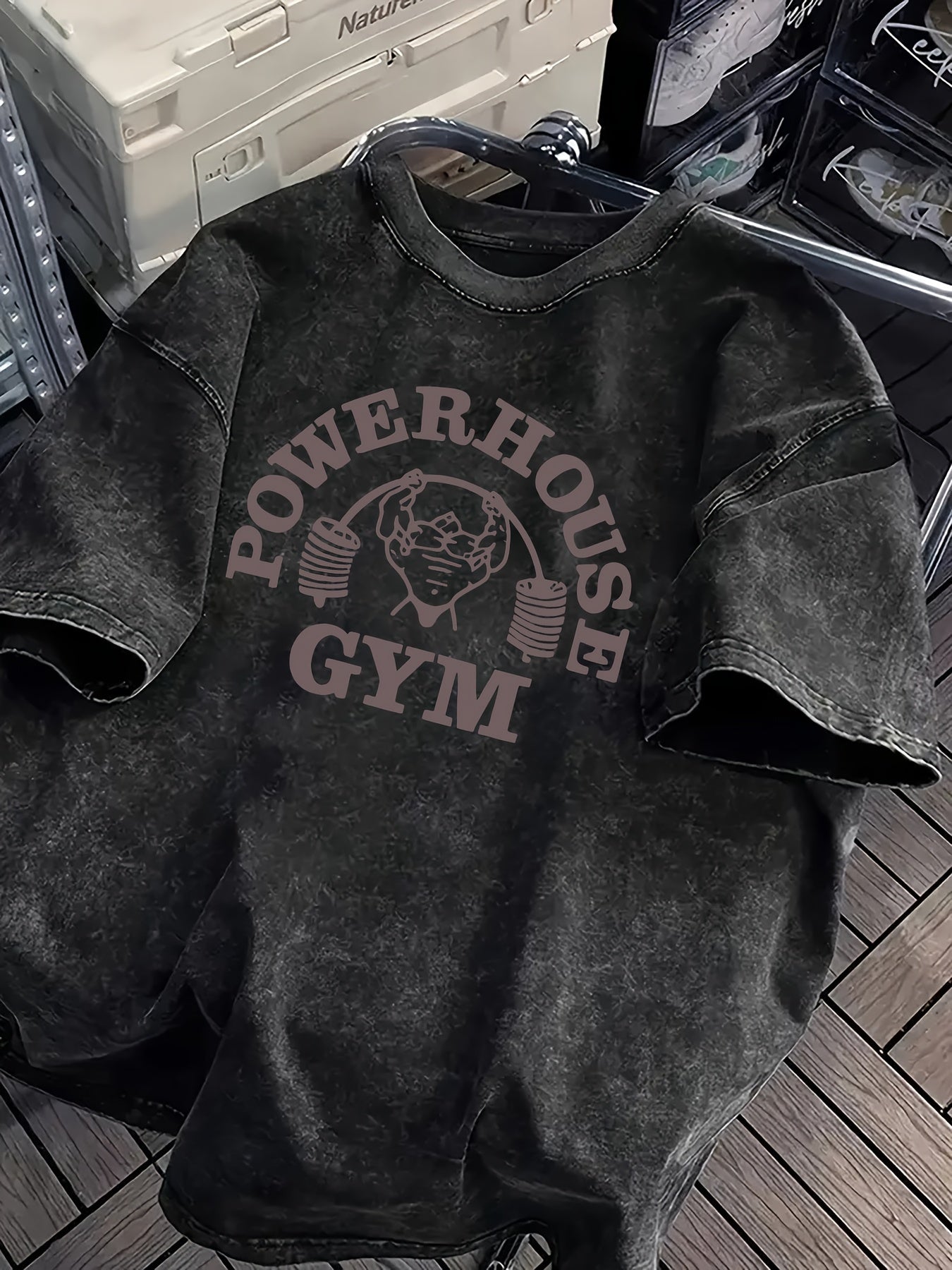 Men'S Heavyweight 100% Vintage Washed Gym T-Shirt | Loose Fit, Wide Shoulder Sleeves, Gorilla World Gym & Powerhouse Gym Graphic Print, Crew Neck, Suitable for Gym Tops, Weightlifting, Casual Wear, All-Season, Regular Fit