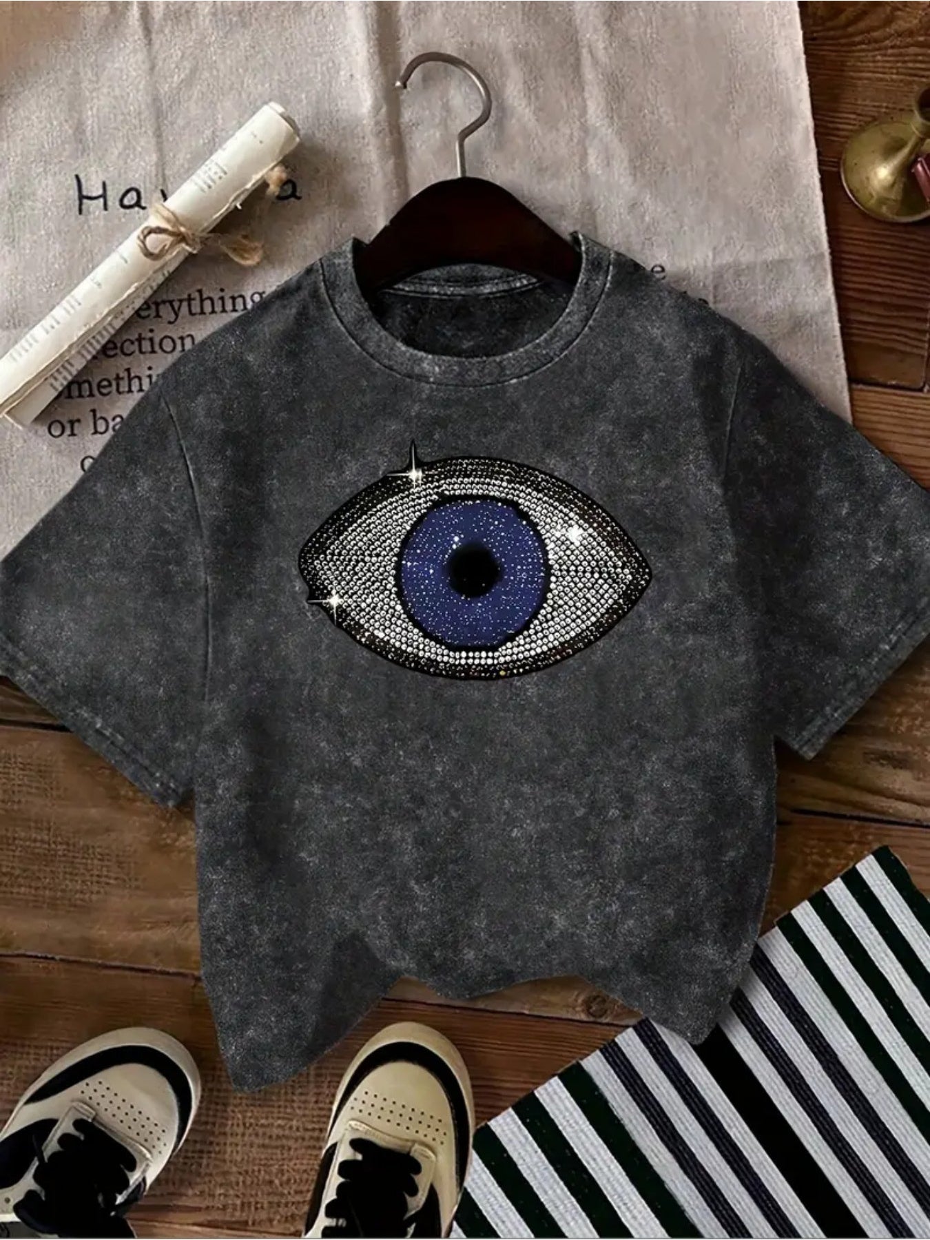 Women'S Vintage Washed Heavy Eye Graphic T-Shirt - 100% Oversized Streetwear Top with Distressed Texture & Eye Design, Soft Breathable All-Season Casual Shirt, Machine Washable Loose Fit Round Neck Short Sleeve Tee for Casual Attire