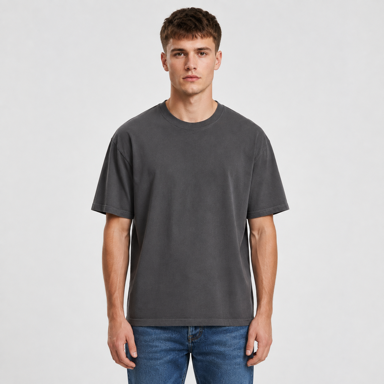 American Vintage-Style Distressed Wash Short-Sleeve T-Shirt – Unisex Casual Top with Faded, Worn-In Finish