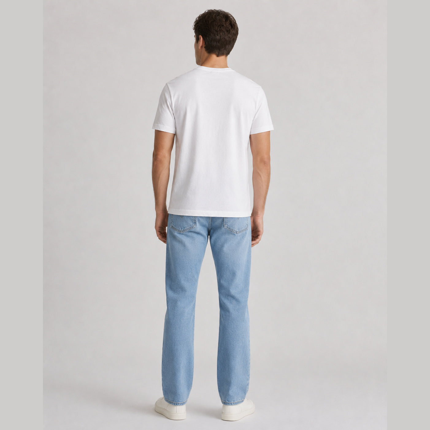 Men's white pure cotton crew-neck T-shirt—a versatile wardrobe essential.