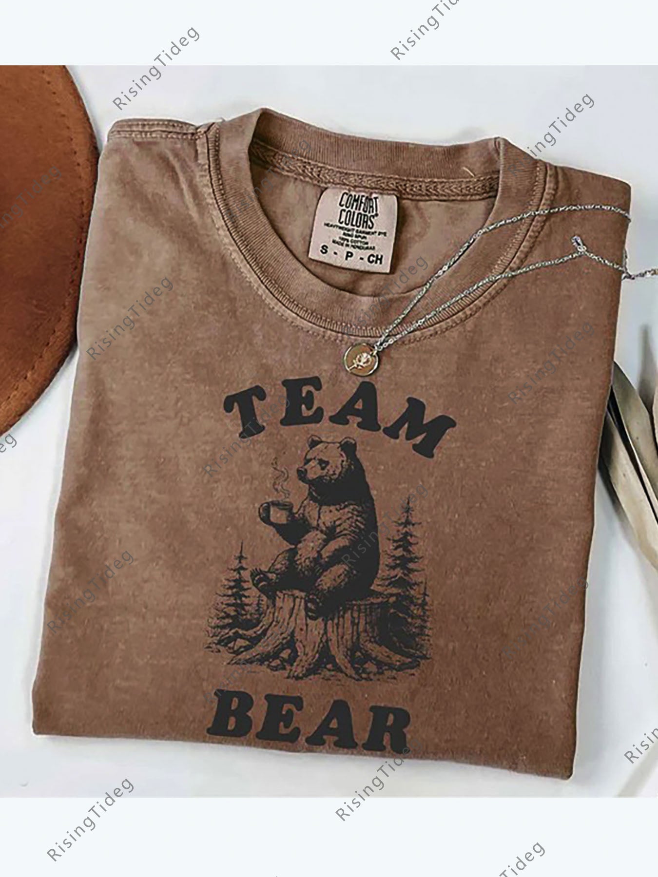 Men'S 230g Heavyweight Washed T-Shirt with Vintage Brown Bear & TEAM BEAR Graphic - Retro Casual Round Neck Tee for Gym, Outdoor, Casual Attire - Ideal Birthday/Graduation Gift for Men & Teens - All-Season Fit (Durable & Soft)1:1