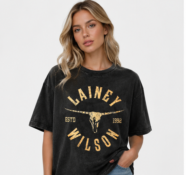 Women's Western-Style Vintage Bull Skull T-Shirt – Washed, Distressed, 100% Cotton, Loose Oversized Fit, Country Style Short Sleeve