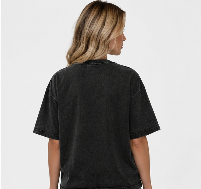 Women's Western-Style Vintage Bull Skull T-Shirt – Washed, Distressed, 100% Cotton, Loose Oversized Fit, Country Style Short Sleeve